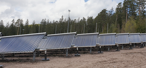 Zu sehen ist eine Solarthermie-Freiflächenanlage in Schluchsee.
